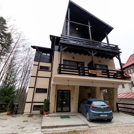 Pension Master Sinaia Bagian luar foto