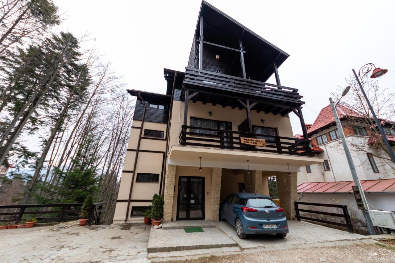 Pension Master Sinaia Bagian luar foto