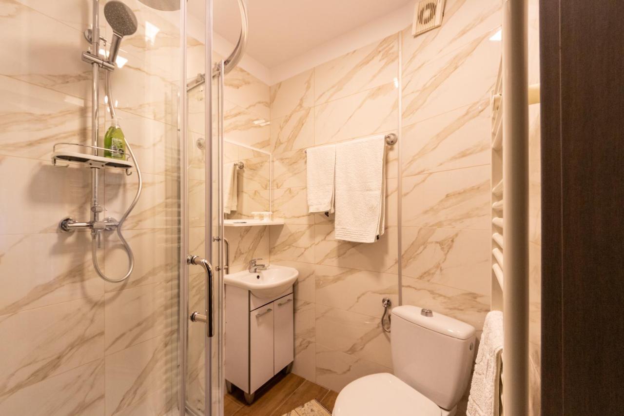 Pension Master Sinaia Bagian luar foto